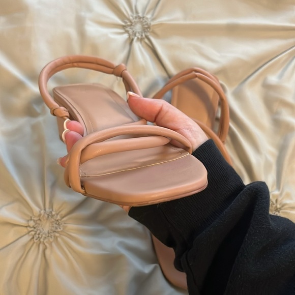 H&M BEIGE SANDALS FAUX LEATHER - Picture 12 of 13